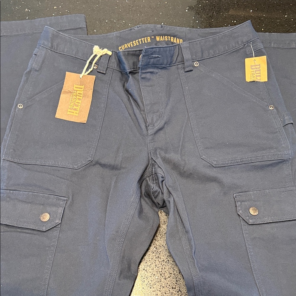 Duluth Trading Co Navy Curvesetter Cargo Trousers